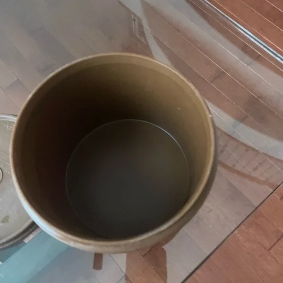 Vintage Tupperware Tea Container - Picture 6 of 7